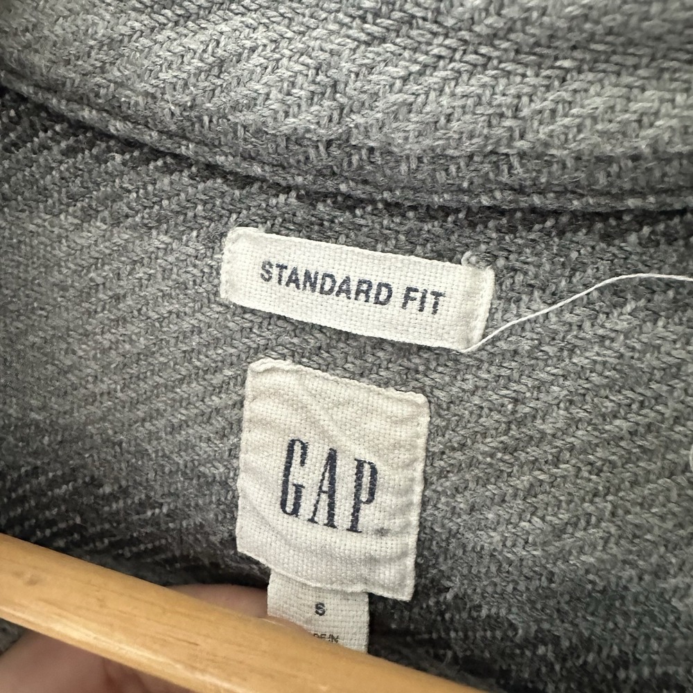 Y2K GAP Mens Standard Fit Button Up Size S Striped Gray Thick Canvas Collared - Picture 3 of 8